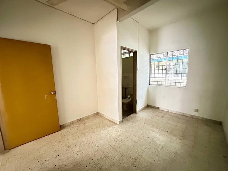 2-storey Terraced House for Sale in Petaling Jaya (Selangor) - Fauran Nawawi - PropertyGuru.com.my