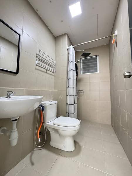 Pangsapuri untuk Dijual di Selangorku Pr1ma Lakefront Homes - Uswani Mazuwan - Bathroom - PropertyGuru.com.my