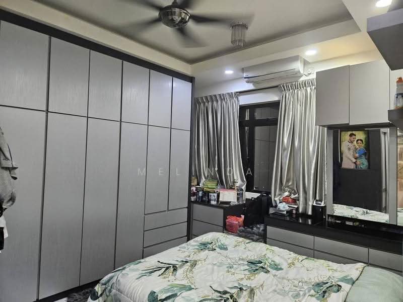 Service Residence for Sale at Sky Oasis Residence (Pangsapuri Oasis 1) - Melinda Ee - Bedroom - PropertyGuru.com.my