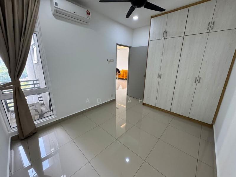 Kondominium untuk Dijual di Dwiputra Residences - Adibah Salim - Bedroom - PropertyGuru.com.my