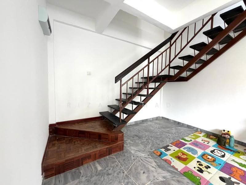 Rumah Teres 2-Tingkat untuk Dijual di Saujana Utama (Selangor) - Riza Ahmad - Interior - PropertyGuru.com.my