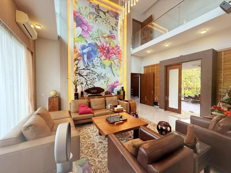 Bungalow House for Sale in Equine Business Park (Seri Kembangan) - Tasya Ruslan - PropertyGuru.com.my