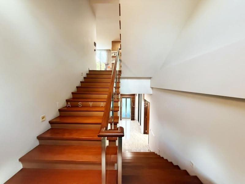 Bungalow House for Sale in Equine Business Park (Seri Kembangan) - Tasya Ruslan - PropertyGuru.com.my