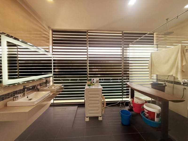 Bungalow House for Sale in Equine Business Park (Seri Kembangan) - Tasya Ruslan - PropertyGuru.com.my