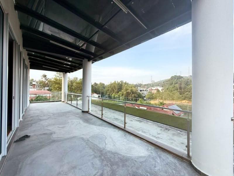 Bungalow House for Sale in Equine Business Park (Seri Kembangan) - Tasya Ruslan - PropertyGuru.com.my