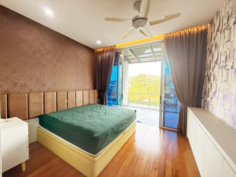 Bungalow House for Sale in Equine Business Park (Seri Kembangan) - Tasya Ruslan - PropertyGuru.com.my