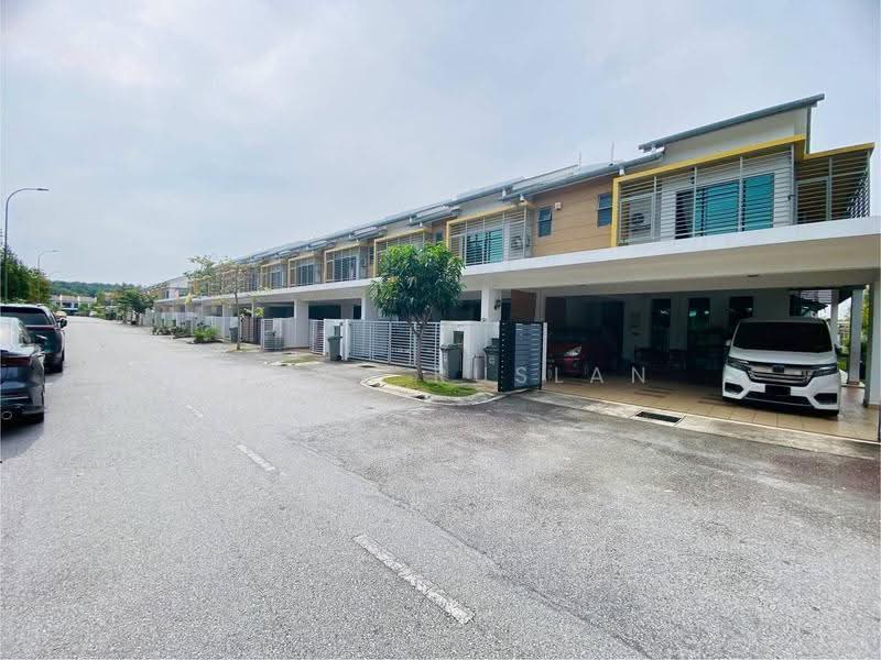 Rumah Teres 2-Tingkat untuk Dijual di Labu (Negeri Sembilan) - Tasya Ruslan - PropertyGuru.com.my