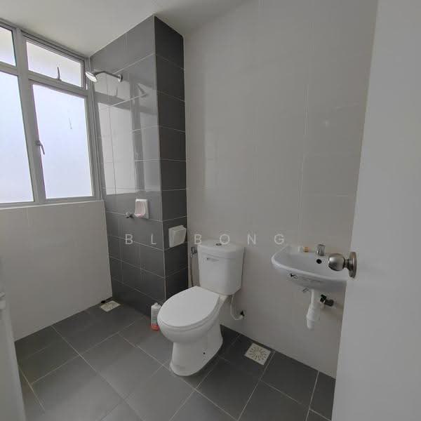 Pangsapuri untuk Dijual di Residensi Rumpun Bahagia (Residensi Melaka Tengah 1) - BL Bong - Bathroom - PropertyGuru.com.my