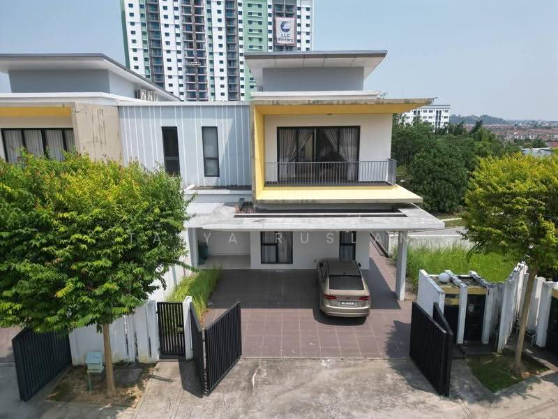 Rumah Berkembar untuk Dijual di Taman Bukit Palma (Kajang) - Tasya Ruslan - PropertyGuru.com.my