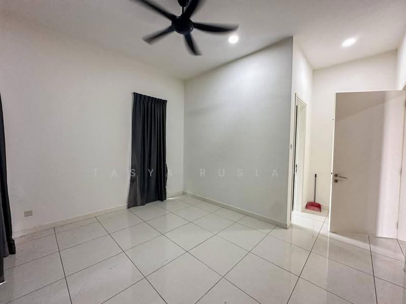 Rumah Berkembar untuk Dijual di Taman Bukit Palma (Kajang) - Tasya Ruslan - PropertyGuru.com.my