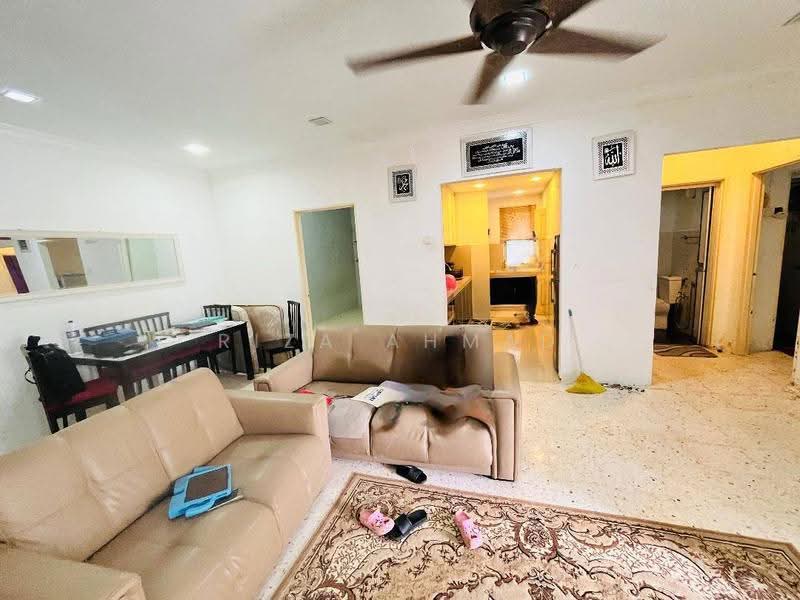 Apartment for Sale at Sri Kayangan (Casa Desira) - Riza Ahmad - Living Room - PropertyGuru.com.my