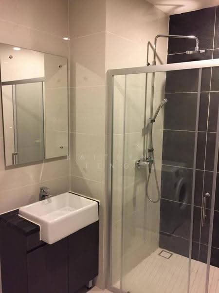 Condominium for Rent at Amberside @ Country Garden Danga Bay - Kaitlyn Teng - Bathroom - PropertyGuru.com.my