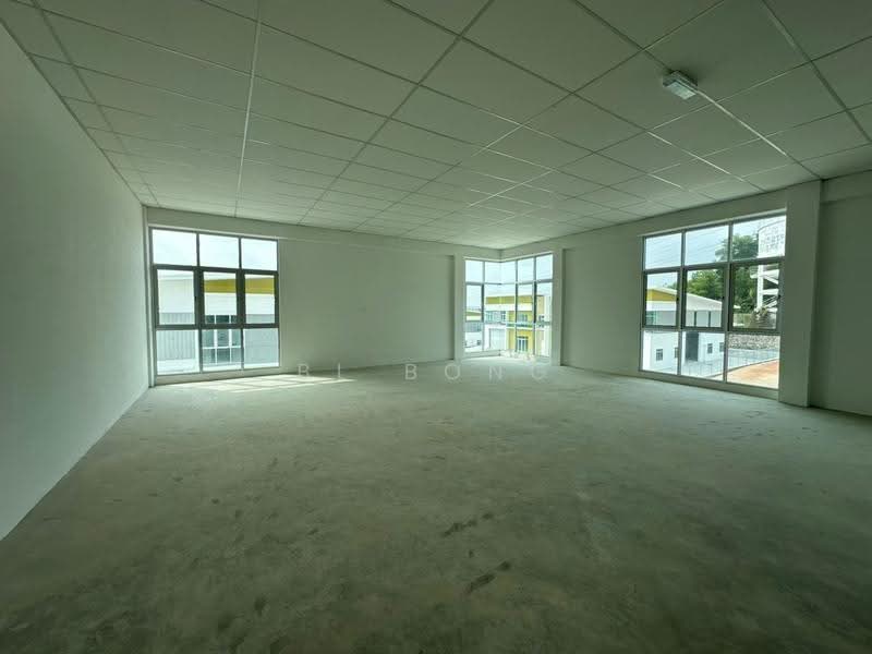 Warehouse for Rent in Kawasan Perindustrian Ayer Keroh (Ayer Keroh) - BL Bong - Interior - PropertyGuru.com.my