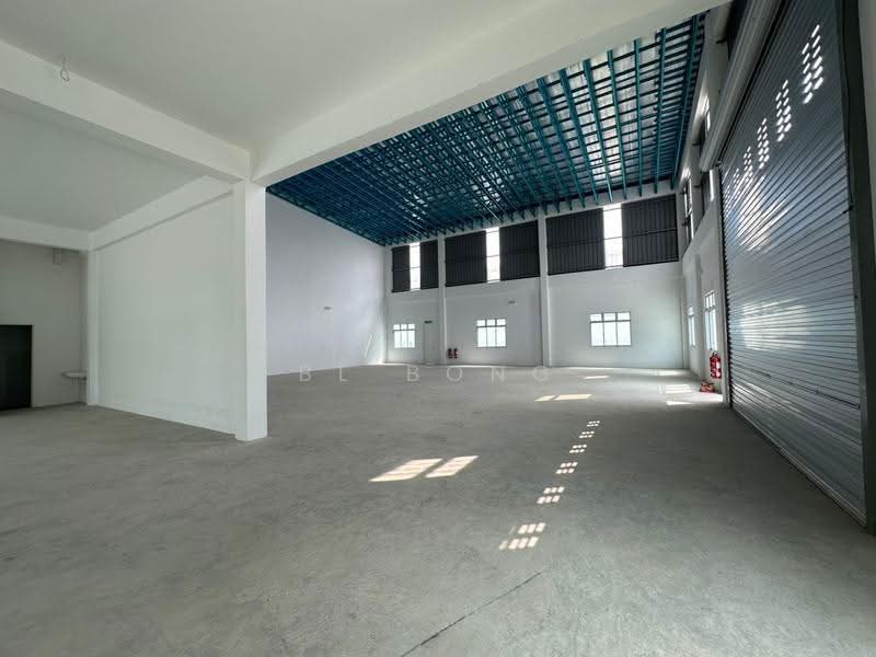 Warehouse for Rent in Kawasan Perindustrian Ayer Keroh (Ayer Keroh) - BL Bong - Interior - PropertyGuru.com.my