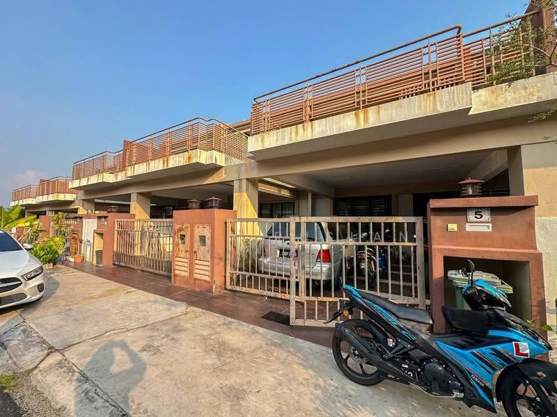 2-storey Terraced House for Sale in Pajam (Pajam) - Tasya Ruslan - PropertyGuru.com.my