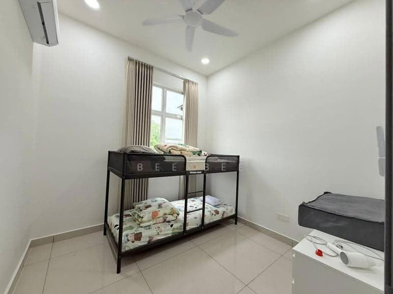 Kediaman Servis untuk Dijual di Greenfield Regency - Bee Bee - PropertyGuru.com.my