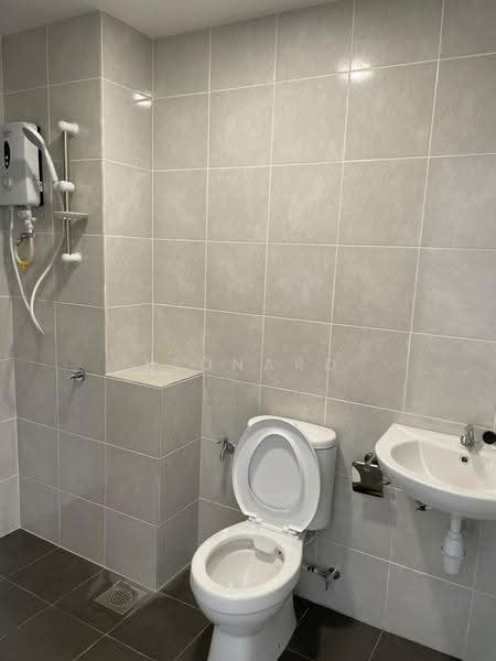 Kediaman Servis untuk Disewa di Duduk Se.Ruang @ Eco Sanctuary - Leonard Liang - Bathroom - PropertyGuru.com.my