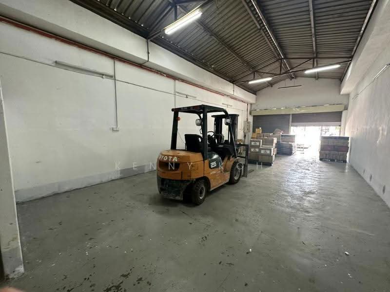 Terrace Factory for Rent in Taman Perindustrian Kinrara (Bandar Kinrara) - Kenny Koh - Interior - PropertyGuru.com.my