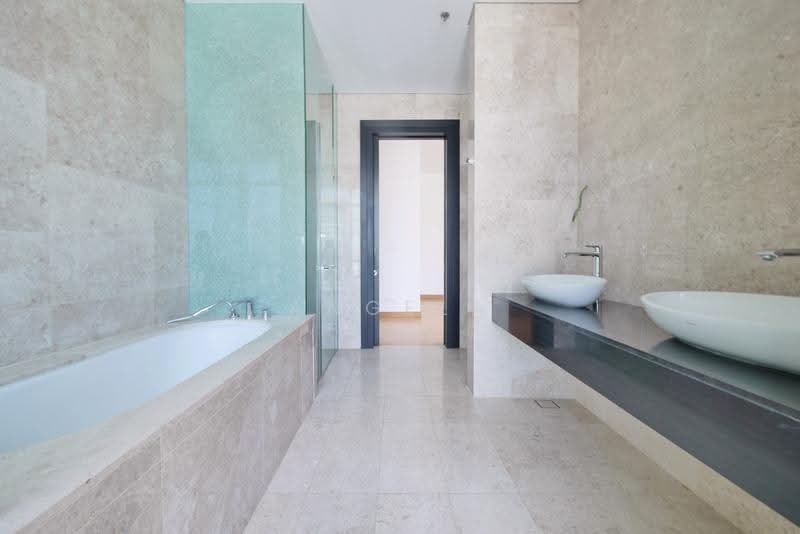 Service Residence for Sale at The Ritz-Carlton Residences - Angela Lee - Bathroom - PropertyGuru.com.my