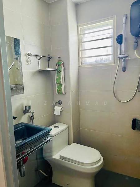 Condominium for Sale at Mutiara Condominium - Riza Ahmad - Bathroom - PropertyGuru.com.my