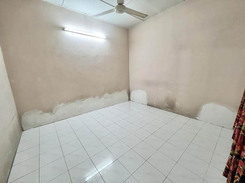 Rumah Teres 2-Tingkat untuk Dijual di Taman Marida (Senawang) - Tasya Ruslan - PropertyGuru.com.my