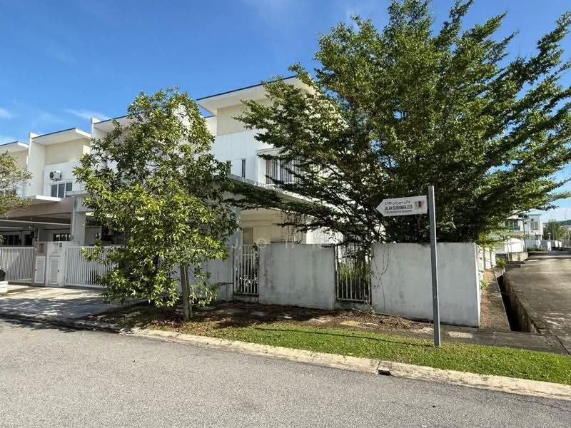 2-storey Terraced House for Sale in Bandar Sri Sendayan (Negeri Sembilan) - John Khoo - Exterior - PropertyGuru.com.my