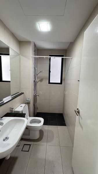 Condominium for Sale at KM1 West - Yen Lim - Bathroom - PropertyGuru.com.my