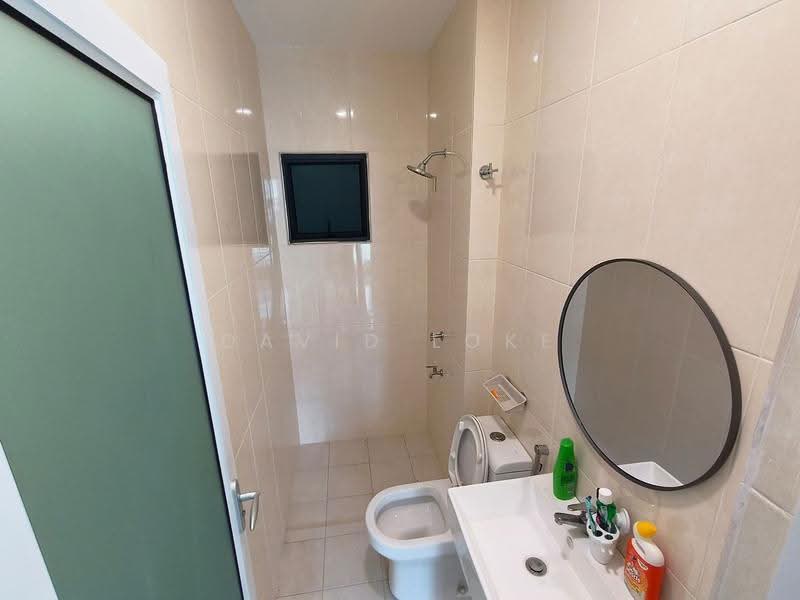 Kondominium untuk Disewa di The Sky Residence - David Loke - Bathroom - PropertyGuru.com.my