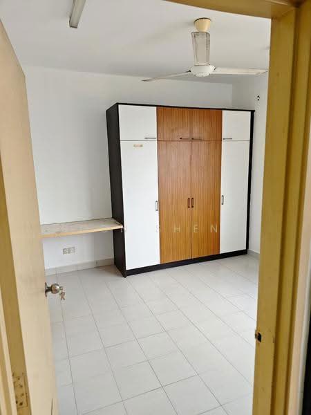 Pangsapuri untuk Dijual di Anggerik Residensi - Soon Sheng Law - Bedroom - PropertyGuru.com.my