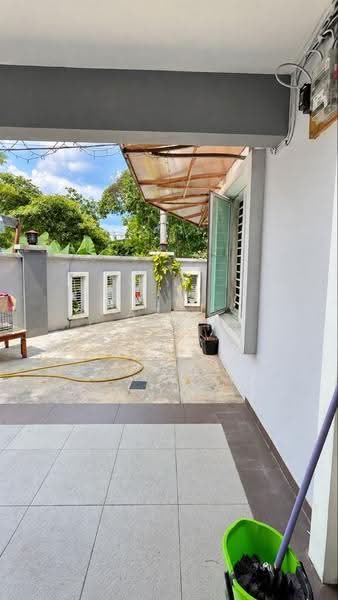Rumah Teres 2-Tingkat untuk Dijual di Taman Kantan Permai (Kajang) - Azli Ibrahim - Exterior - PropertyGuru.com.my