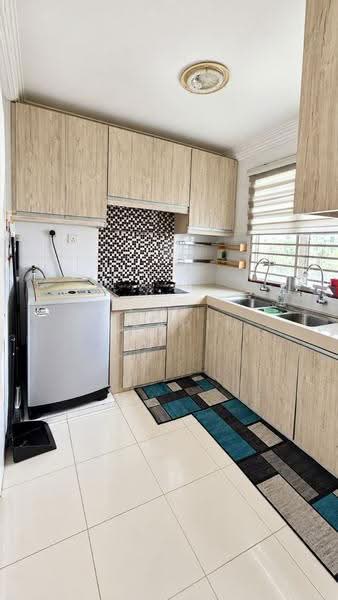 Rumah Teres 2-Tingkat untuk Dijual di Taman Kantan Permai (Kajang) - Azli Ibrahim - Kitchen - PropertyGuru.com.my