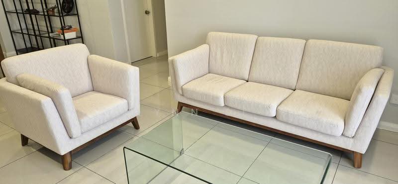 Kondominium untuk Disewa di The WaterEdge (Pinggiran Air) - Lynn SL - Living Room - PropertyGuru.com.my