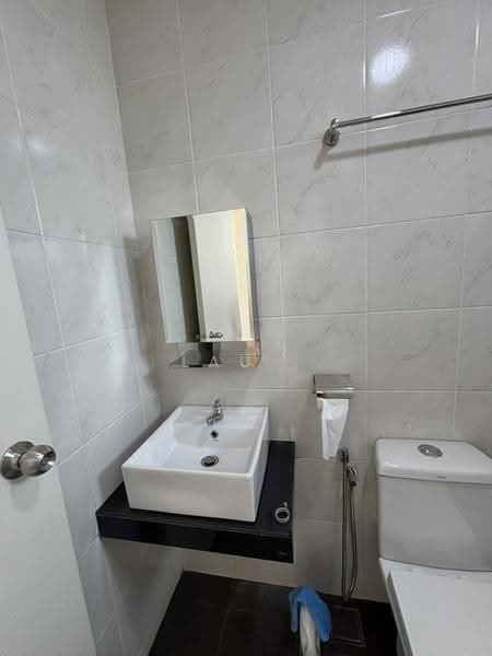 Townhouse for Rent in Bandar Cassia (Batu Kawan) - LAU . - Bathroom - PropertyGuru.com.my