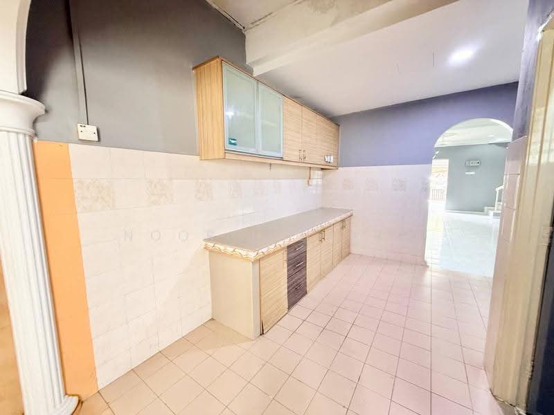 Terraced House for Sale in Taman Semenyih Mewah (Semenyih) - Noor Hidayah Mohamad Noor - Kitchen - PropertyGuru.com.my