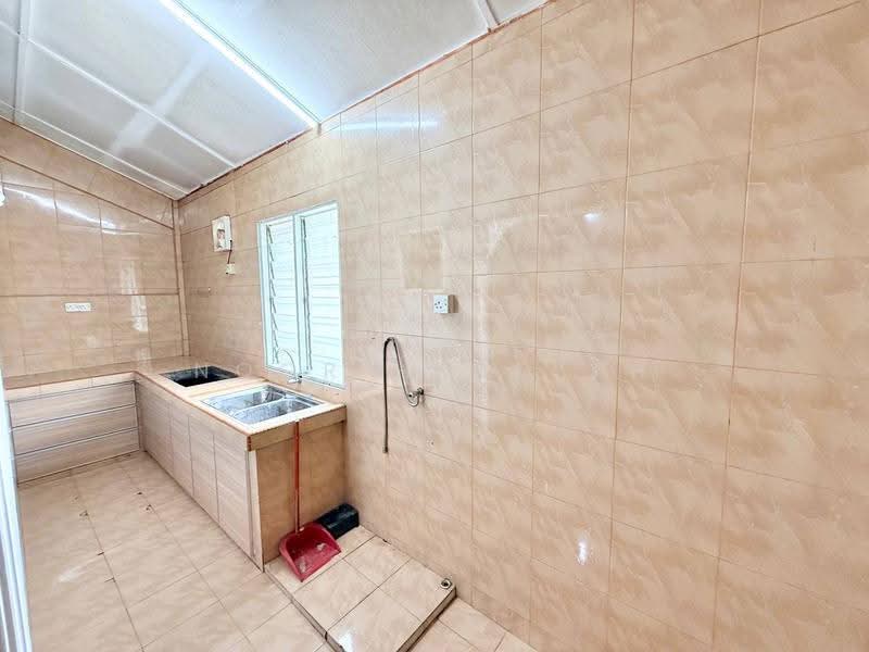 Terraced House for Sale in Taman Semenyih Mewah (Semenyih) - Noor Hidayah Mohamad Noor - Kitchen - PropertyGuru.com.my