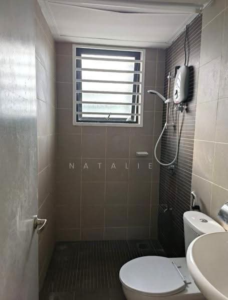 Kondominium untuk Disewa di Tamara - Natalie Loke - Bathroom - PropertyGuru.com.my