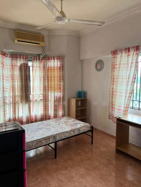 Condominium for Sale at Sri Pelangi Condominiums - Valerie Ng - Bedroom - PropertyGuru.com.my