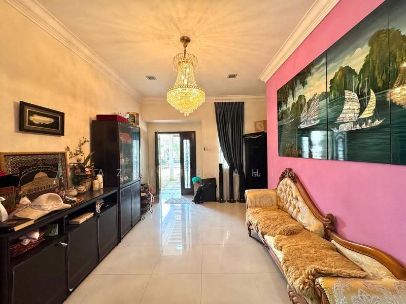 Rumah Berkembar untuk Dijual di Seksyen 6 (Bangi) - Azli Ibrahim - Living Room - PropertyGuru.com.my