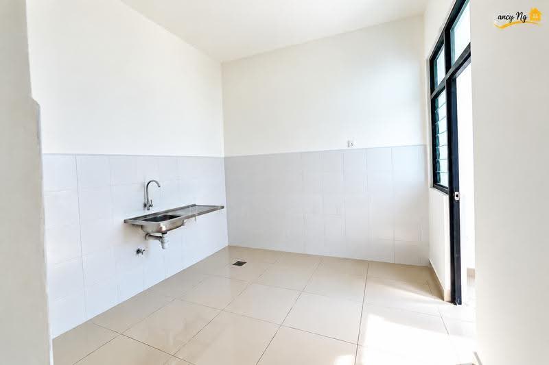 Rumah Berkembar untuk Dijual di Kepala Batas (Penang) - Nan See Ng - Kitchen - PropertyGuru.com.my
