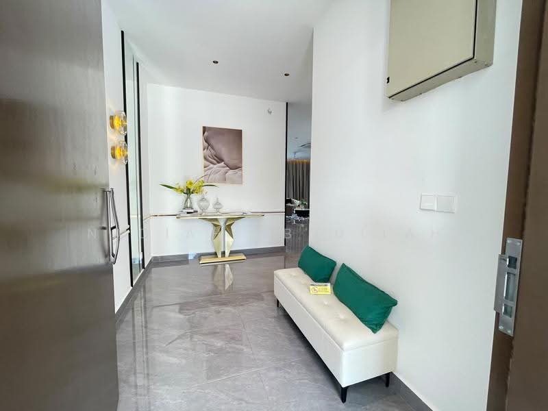 Rumah Teres untuk Dijual di Hulu Langat (Selangor) - Nadiah Abdullah - Entrance - PropertyGuru.com.my