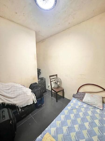 Apartment for Sale at Lakeview Apartments - Arbain Mahmood - Bedroom - PropertyGuru.com.my