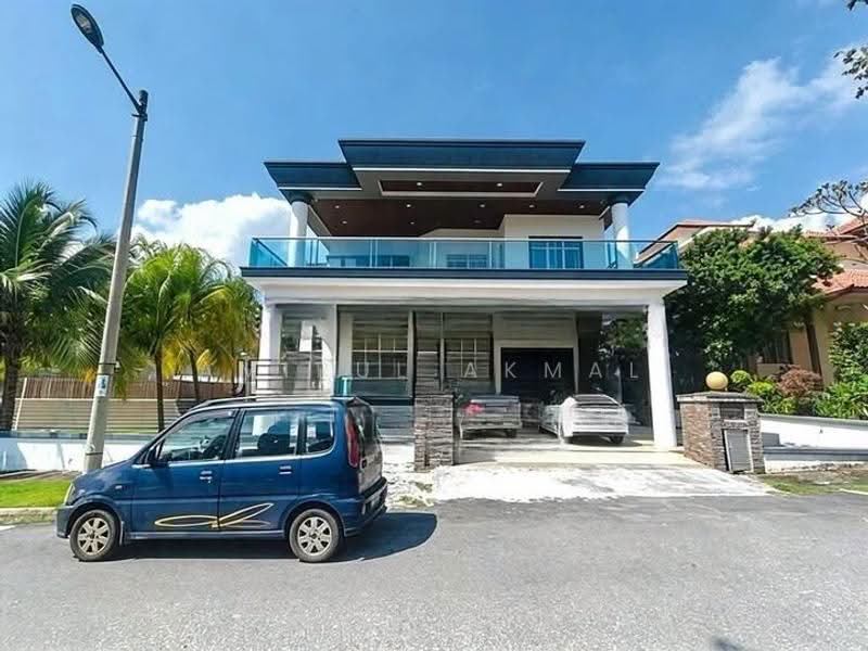 Bungalow House for Sale in Kota Emerald (Rawang) - Amirul Akmal - Exterior - PropertyGuru.com.my