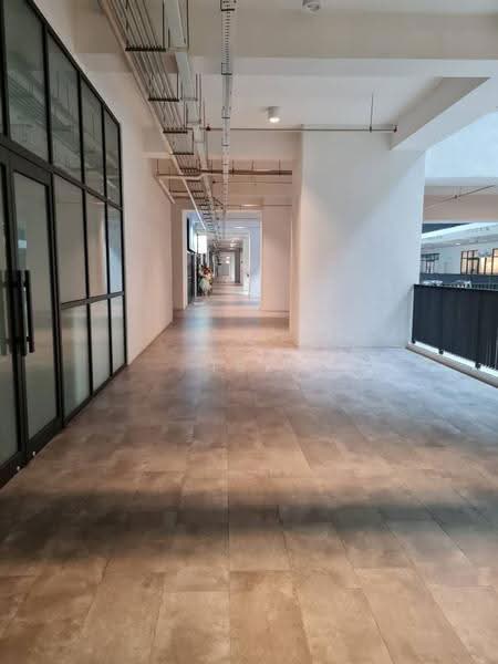 Retail Office for Sale in Kota Damansara (Selangor) - Isz Lynn - Corridor - PropertyGuru.com.my