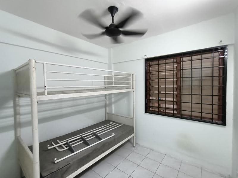 Pangsapuri untuk Disewa di Pangsapuri Perdana - Ken Lai - Bedroom - PropertyGuru.com.my
