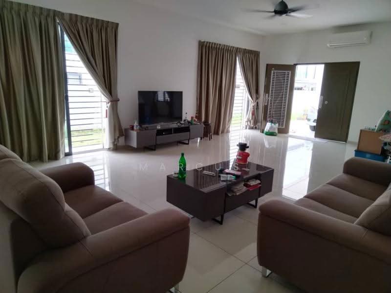 Rumah Teres untuk Disewa di Seremban (Negeri Sembilan) - Marcus Yeow - Living Room - PropertyGuru.com.my
