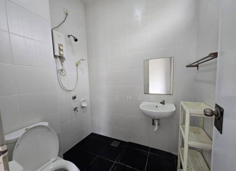 Rumah Kluster untuk Dijual di Setia Tropika (Johor Bahru) - Tony Chong - Bathroom - PropertyGuru.com.my