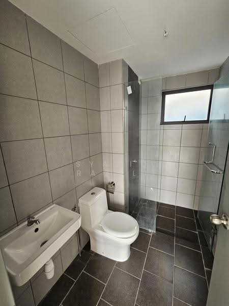 Service Residence for Rent at E'Island Lake Haven - Syafiq Razali - Bathroom - PropertyGuru.com.my
