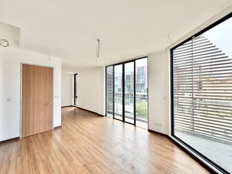 3-storey Terraced House for Sale in Taman Puchong Legenda (Puchong) - Fazri . - Living Room - PropertyGuru.com.my