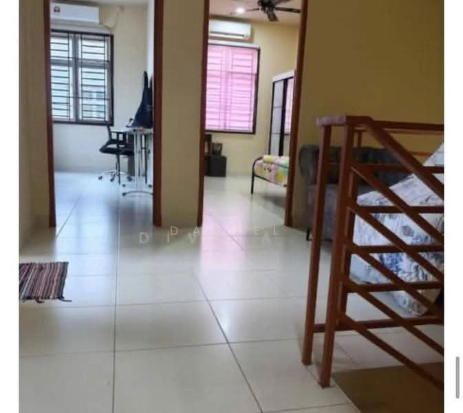 Rumah Teres 2-Tingkat untuk Dijual di Taman Scientex Senai (Senai) - Daniel Yong - Study - PropertyGuru.com.my