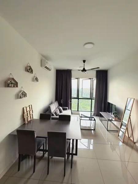 Kediaman Servis untuk Disewa di The Clio 2 Residences - Leon Kwan - Living Room - PropertyGuru.com.my